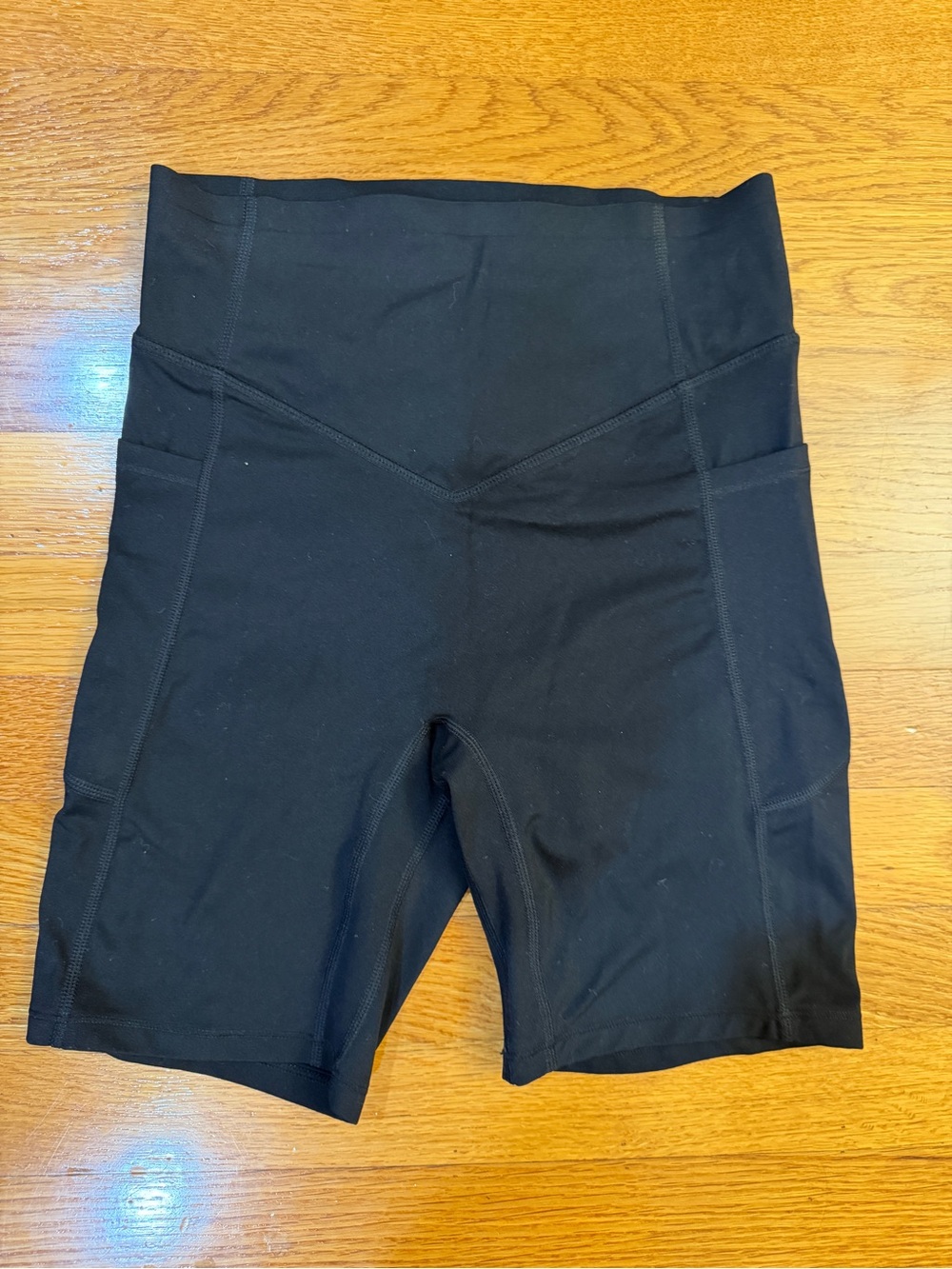 Halara UltraSculpt High Waist Scrunch Butt Pocket Biker Shorts 7" Black - Small